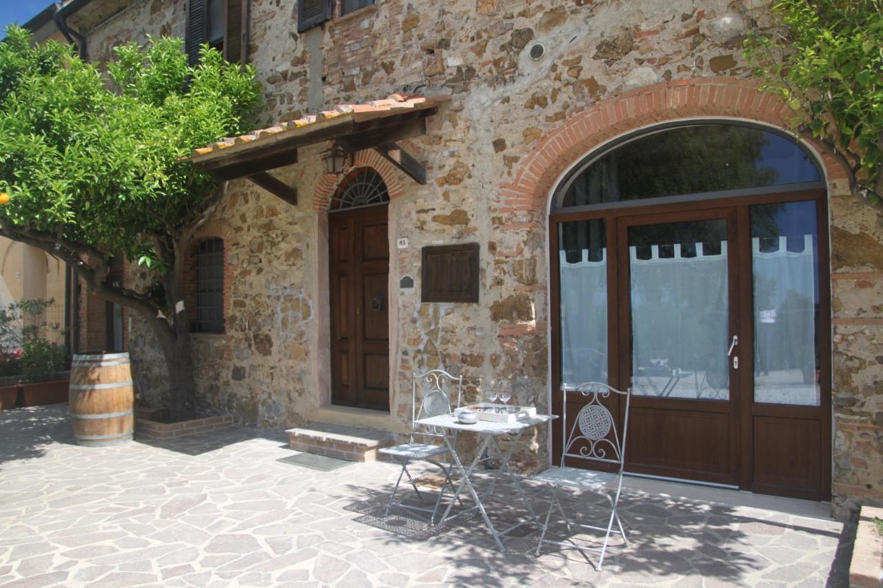 Agriturismo Il Broletto Suvereto Bagian luar foto